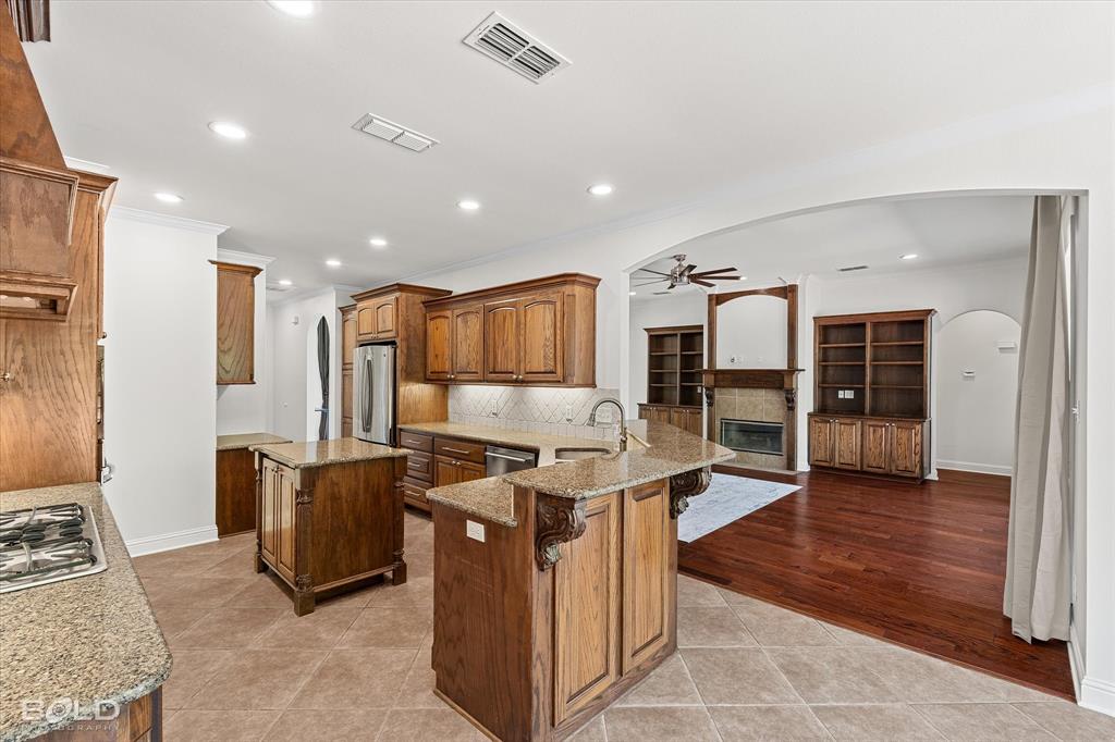 Bossier City, Louisiana 71111, United States, 5 Bedrooms Bedrooms, ,4 BathroomsBathrooms,Residential,Active,108924