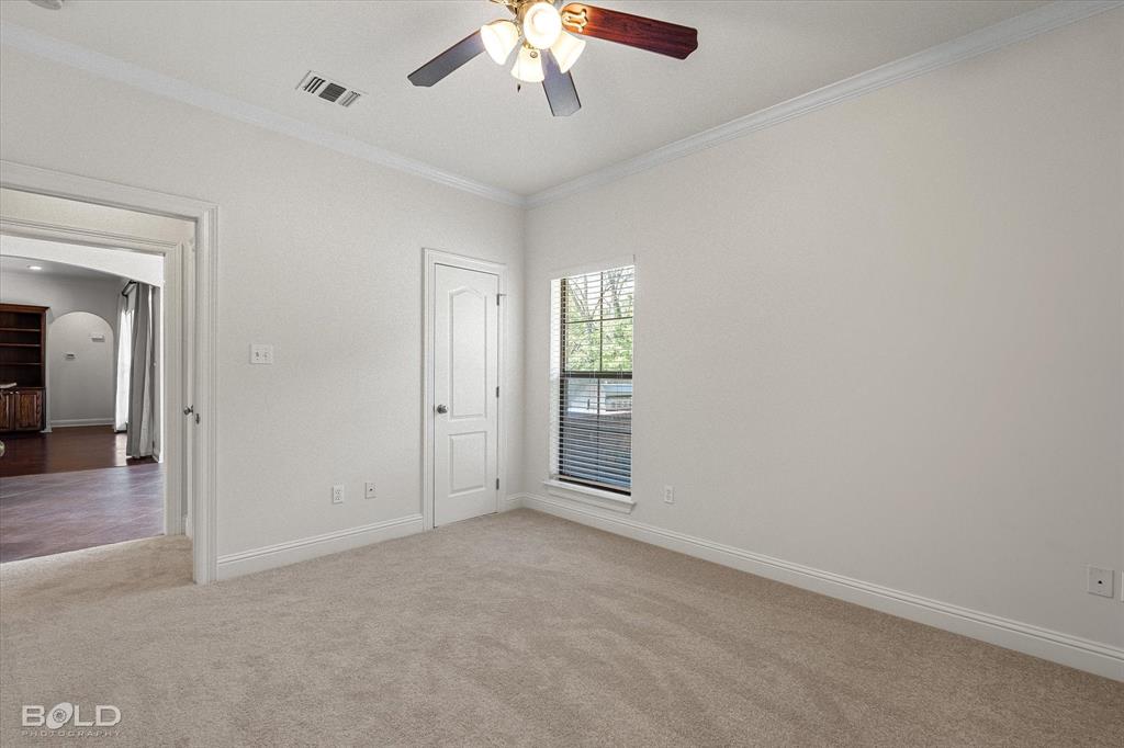 Bossier City, Louisiana 71111, United States, 5 Bedrooms Bedrooms, ,4 BathroomsBathrooms,Residential,Active,108924