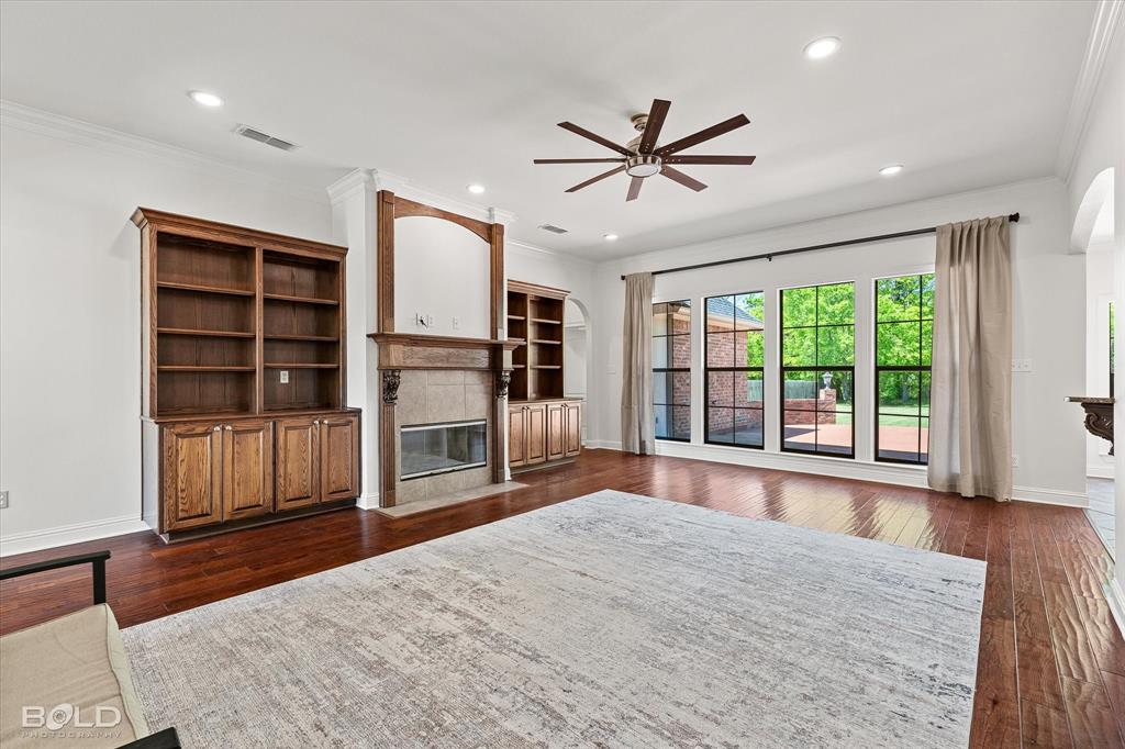 Bossier City, Louisiana 71111, United States, 5 Bedrooms Bedrooms, ,4 BathroomsBathrooms,Residential,Active,108924