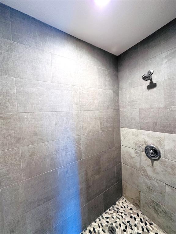 Files Valley - Commercial Sale