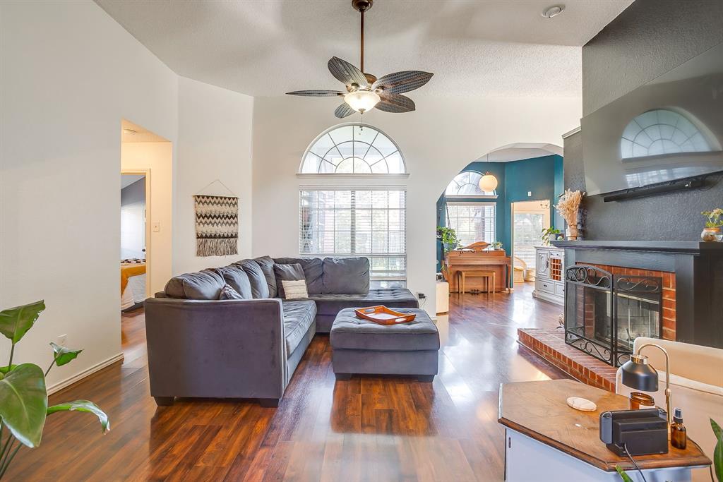 2600 Clovermeadow Drive