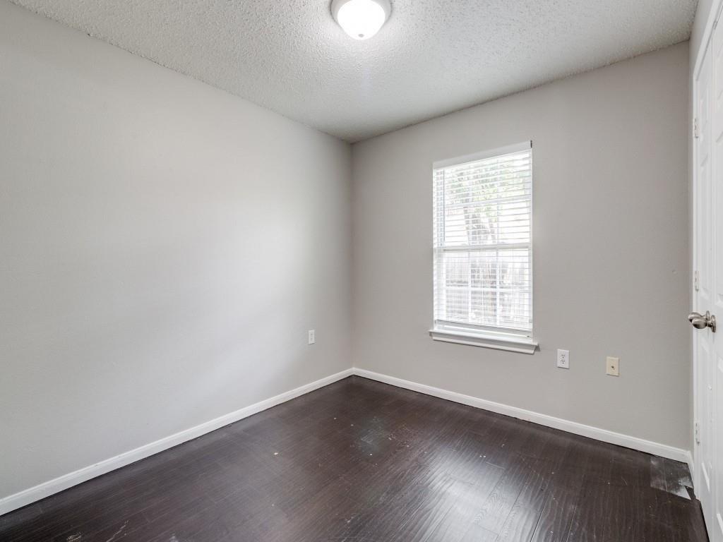 Lincoln Manor 03 - Residential