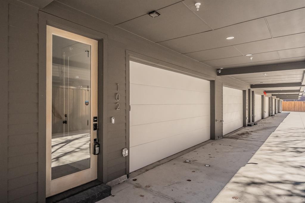 East Columbia Place - Residential