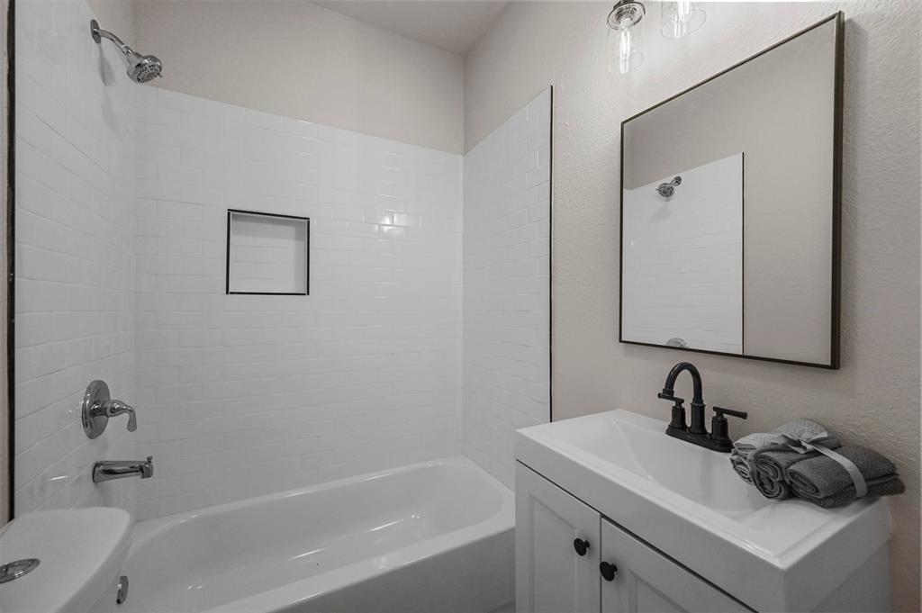 Lindsay Add - Residential