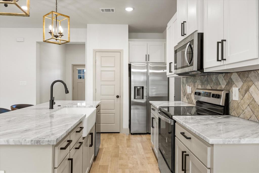 Canyon Creek - Residential