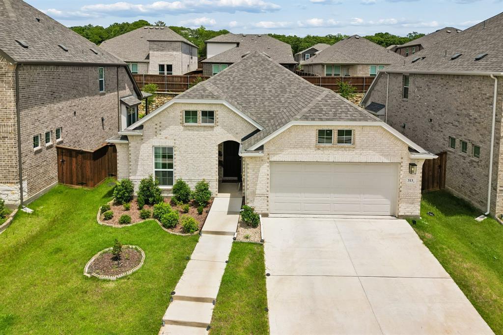 313 Corral Acres Way