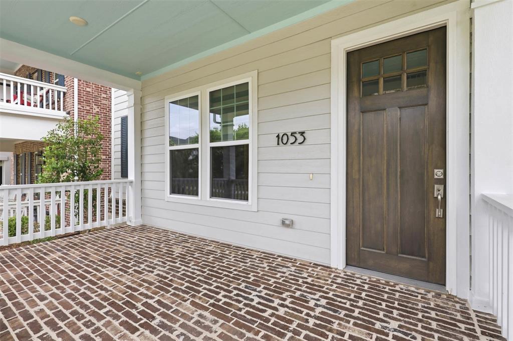 1053 Sarah Street