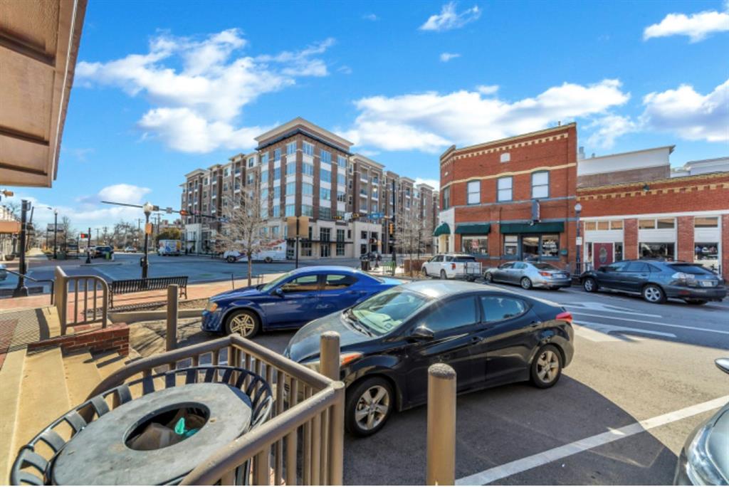 102 W Main Street