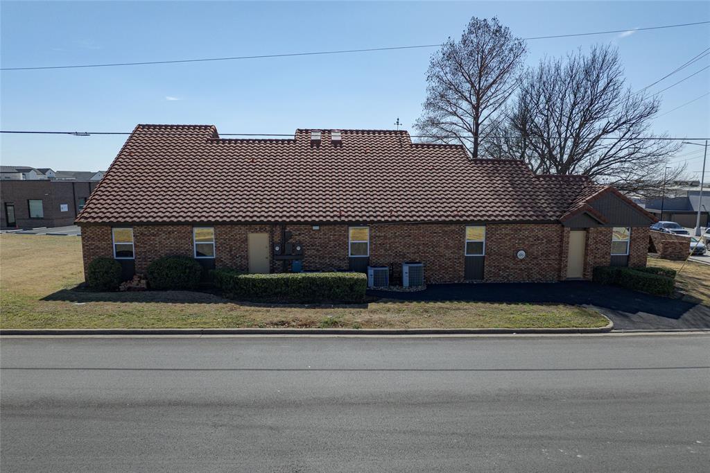 G-0763 MCANAIR J B, ACRES .47 - Commercial Sale