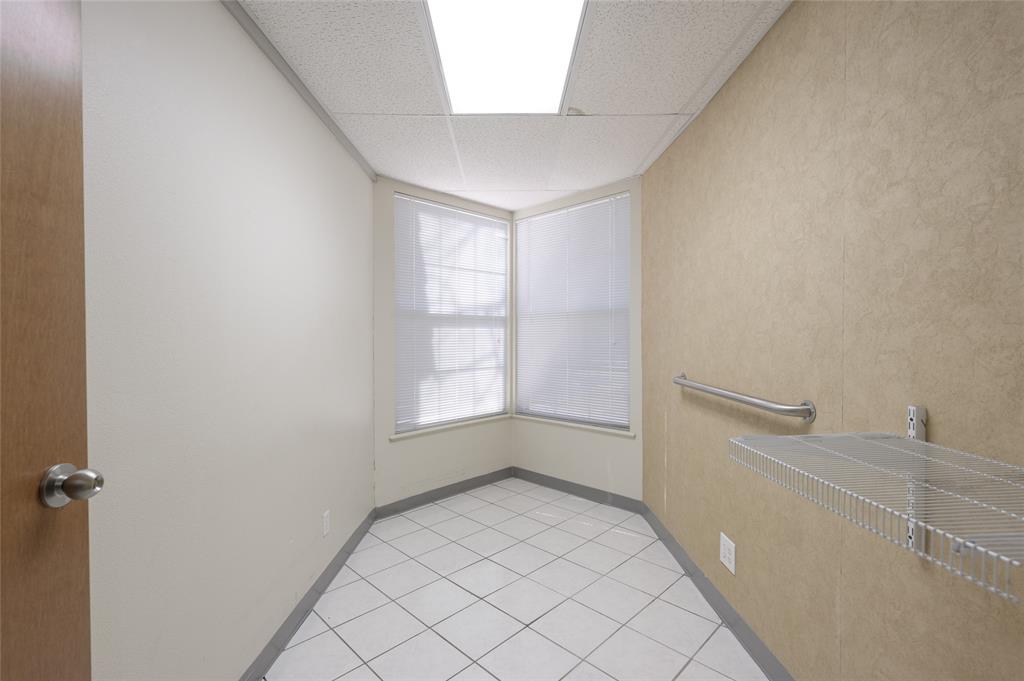 G-0763 MCANAIR J B, ACRES .47 - Commercial Sale