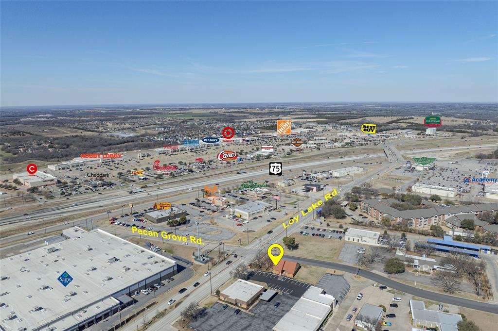 3415 N Loy Lake Road