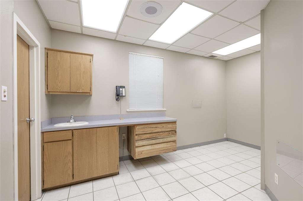 G-0763 MCANAIR J B, ACRES .47 - Commercial Sale