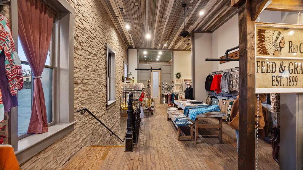 Orig Hico - Commercial Sale