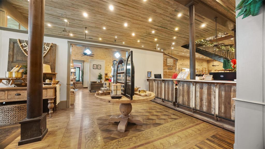 Orig Hico - Commercial Sale