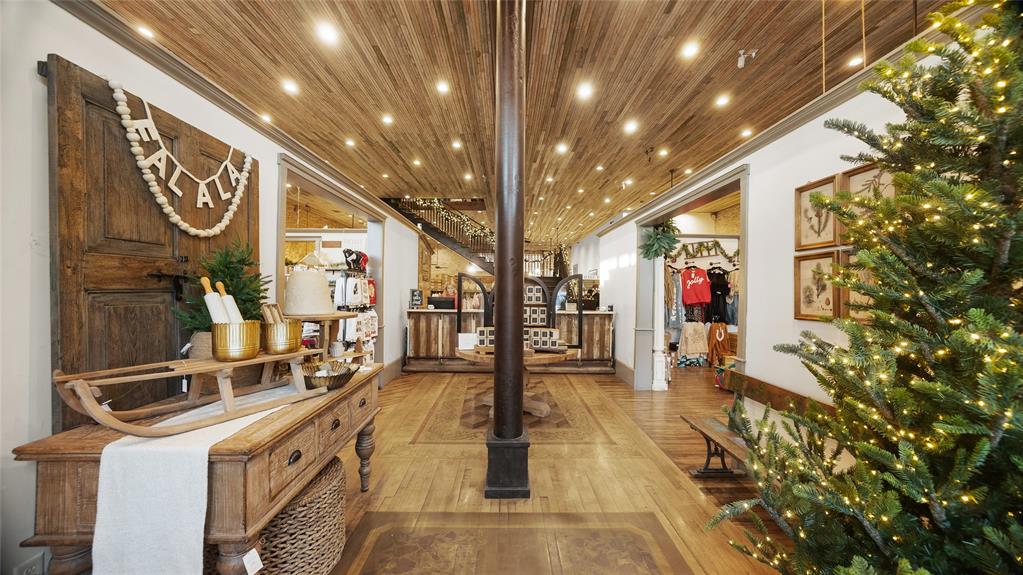 Orig Hico - Commercial Sale