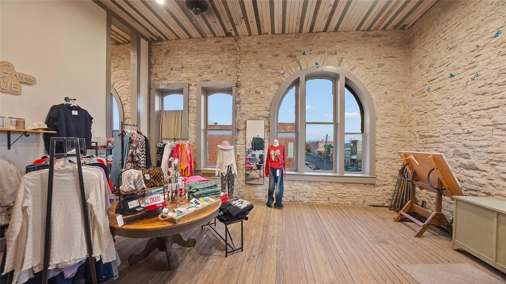 Orig Hico - Commercial Sale