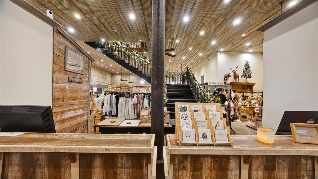 Orig Hico - Commercial Sale