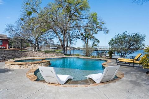 A home in Granbury