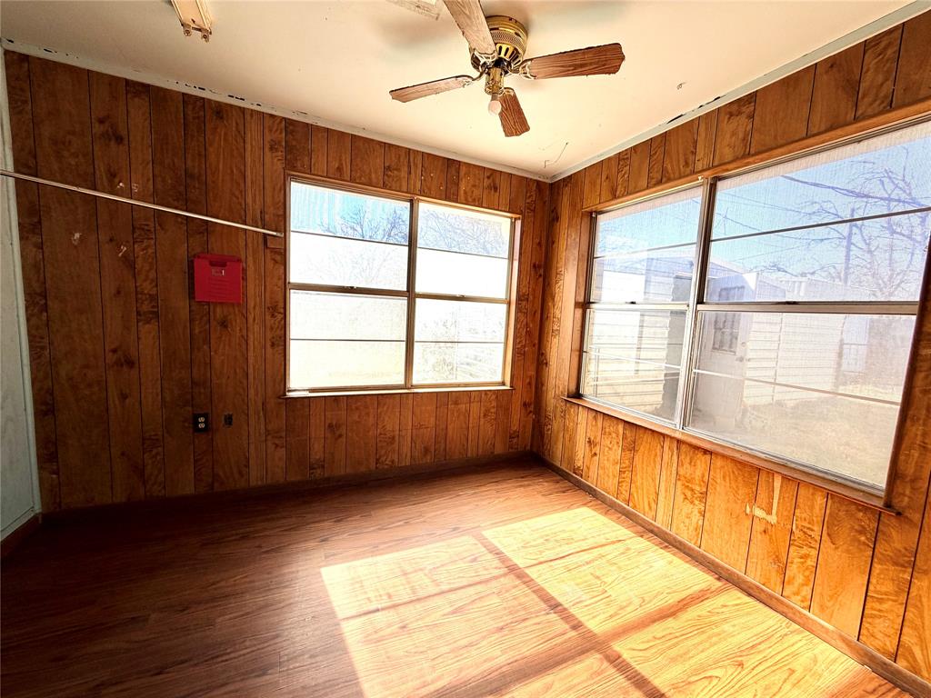 Queen Add - Residential