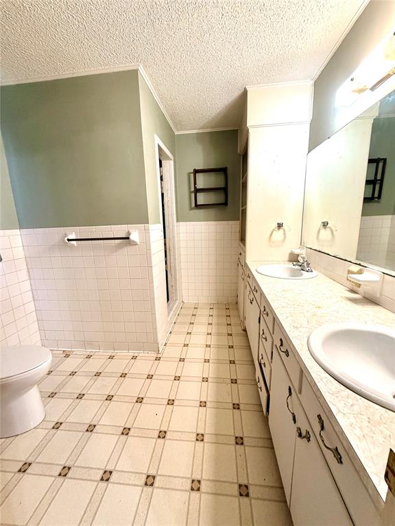 Queen Add - Residential