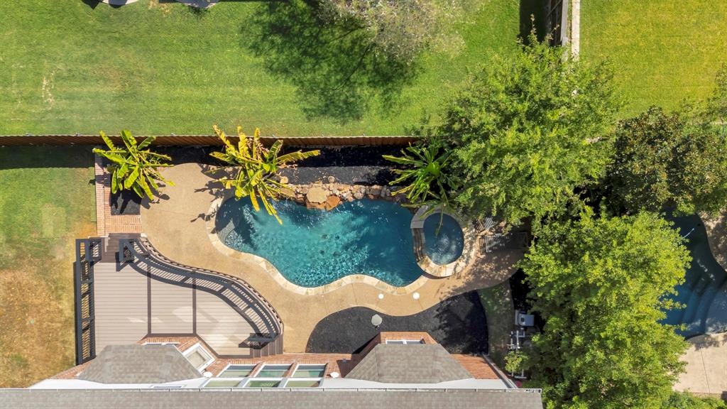 956 Water Oak Drive