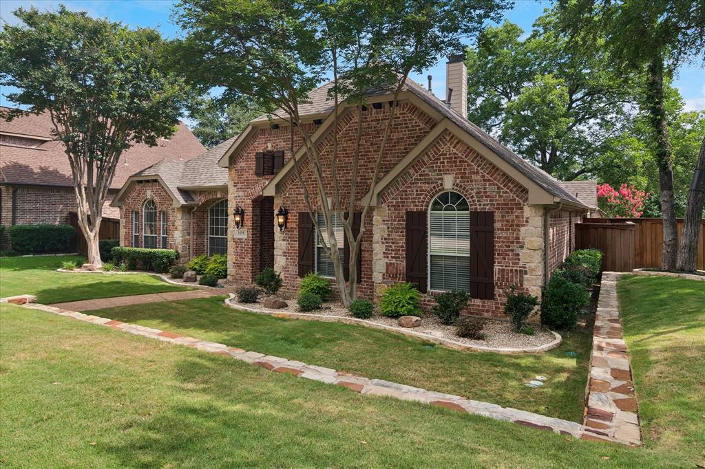 1404 Greenbriar Drive