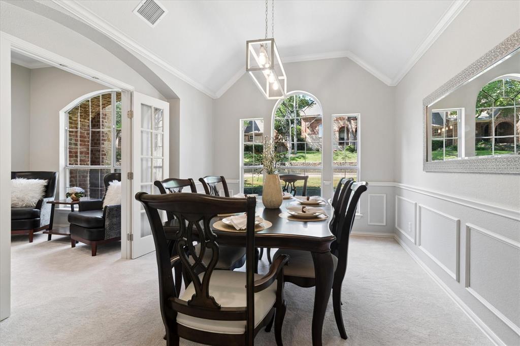 1404 Greenbriar Drive