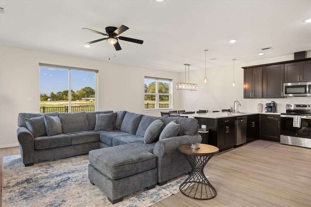 TARLETON CROSSINGS - Residential