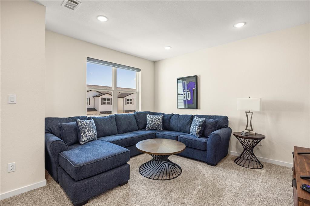 TARLETON CROSSINGS - Residential