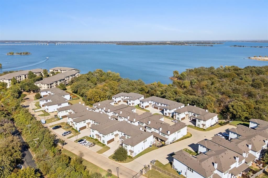 Photo of 126 Bridgewater Way #38, Hickory Creek, TX 75065 (MLS # 21249703)