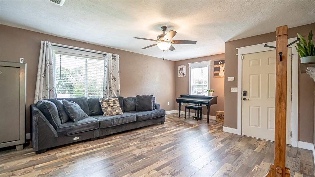 8147 Fawn Circle
