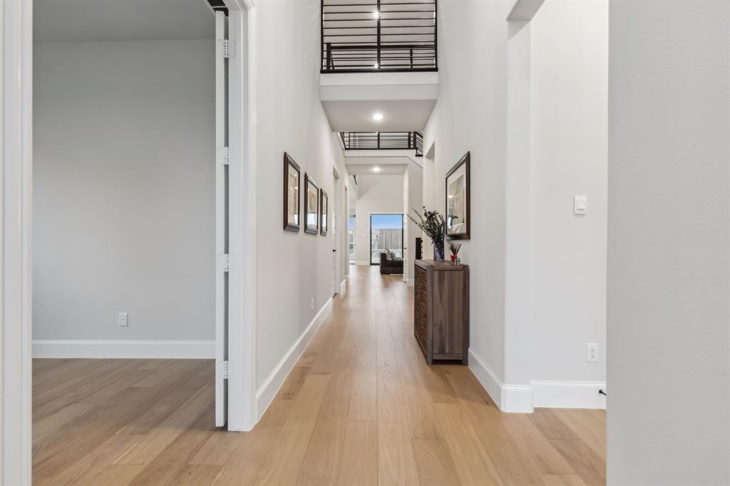 2570 Shady Trail