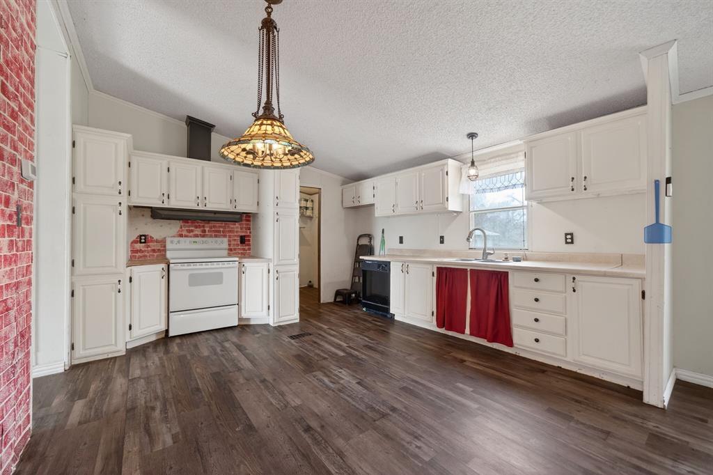 Orig Town Of Lone Oak - Residential