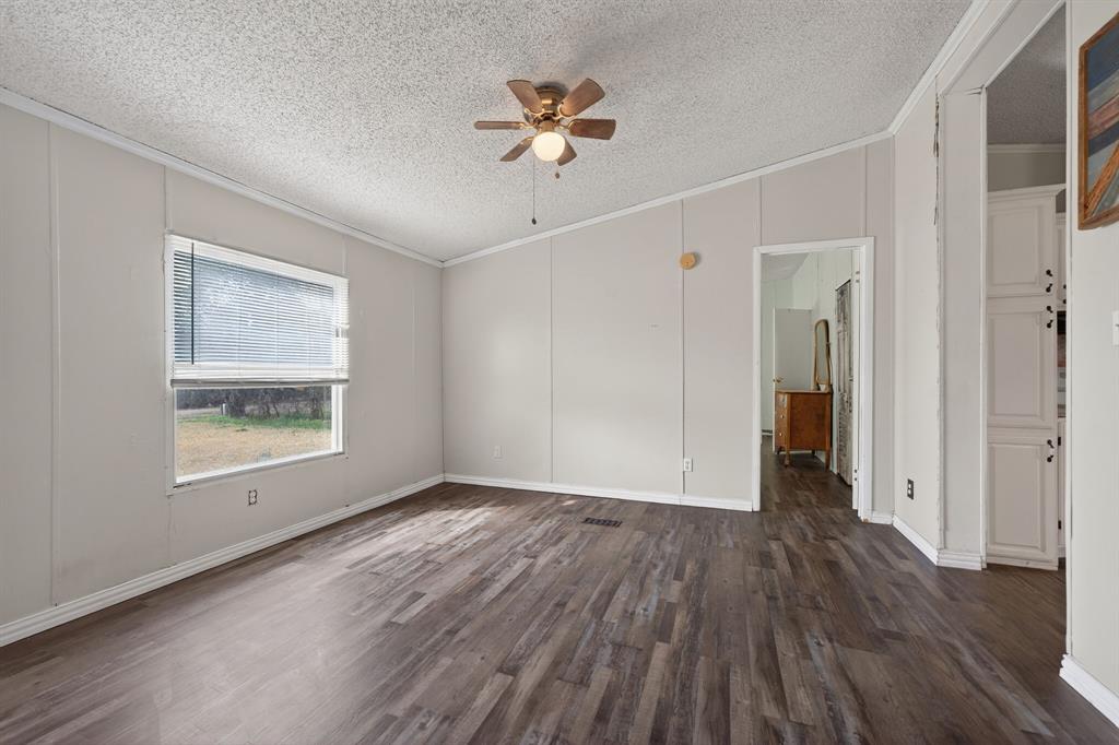 Orig Town Of Lone Oak - Residential