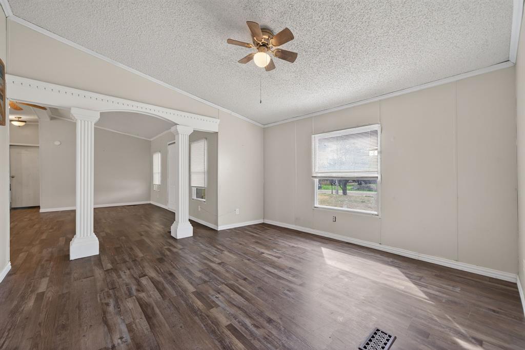 Orig Town Of Lone Oak - Residential