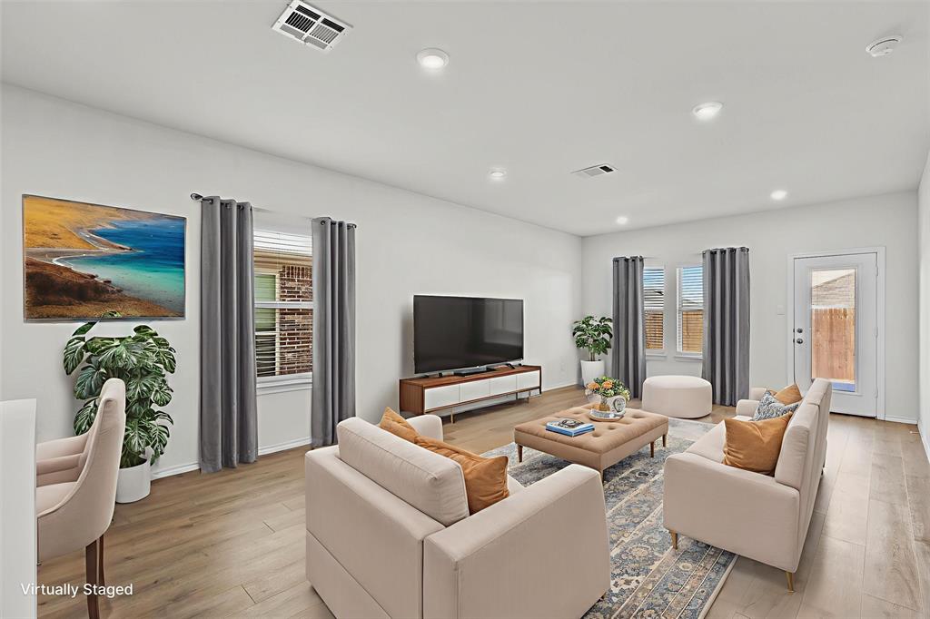 Magnolia Ph 10 - Residential