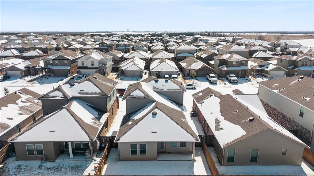 Magnolia Ph 10 - Residential