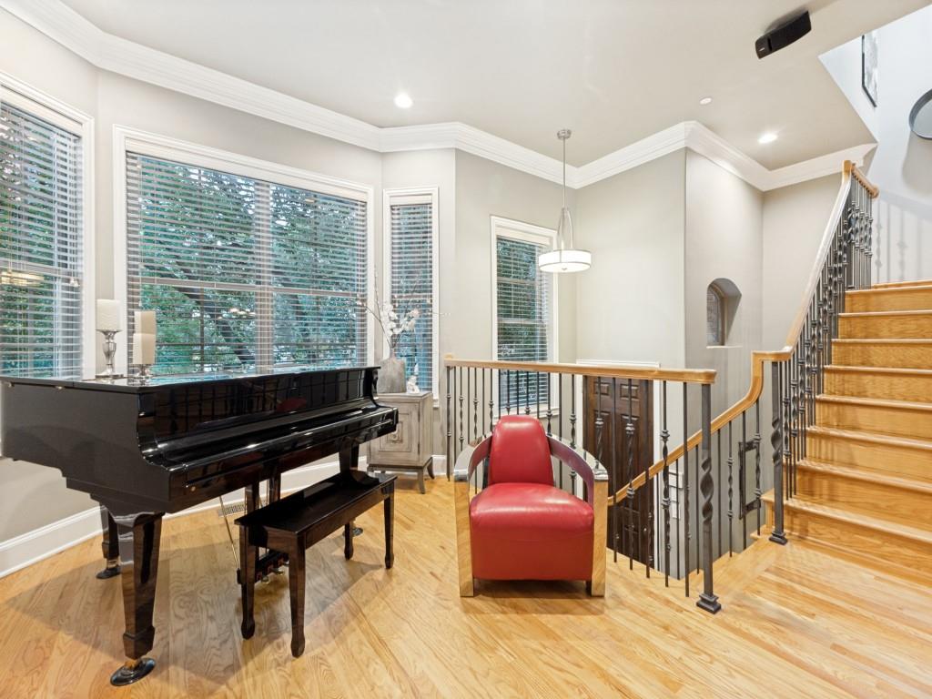 Georgetown Court Twnhm Condo - Residential