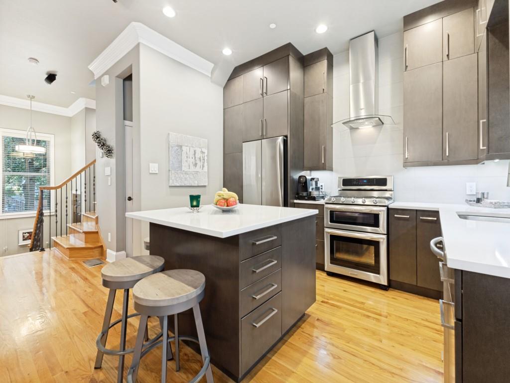 Georgetown Court Twnhm Condo - Residential