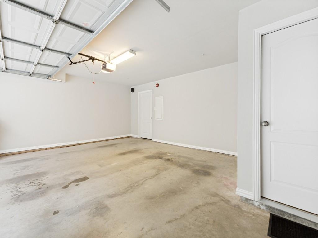 Georgetown Court Twnhm Condo - Residential
