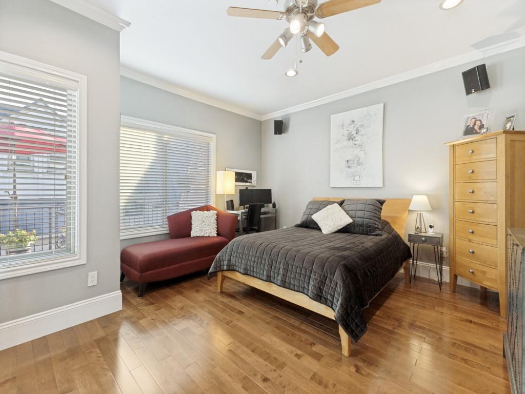 Georgetown Court Twnhm Condo - Residential