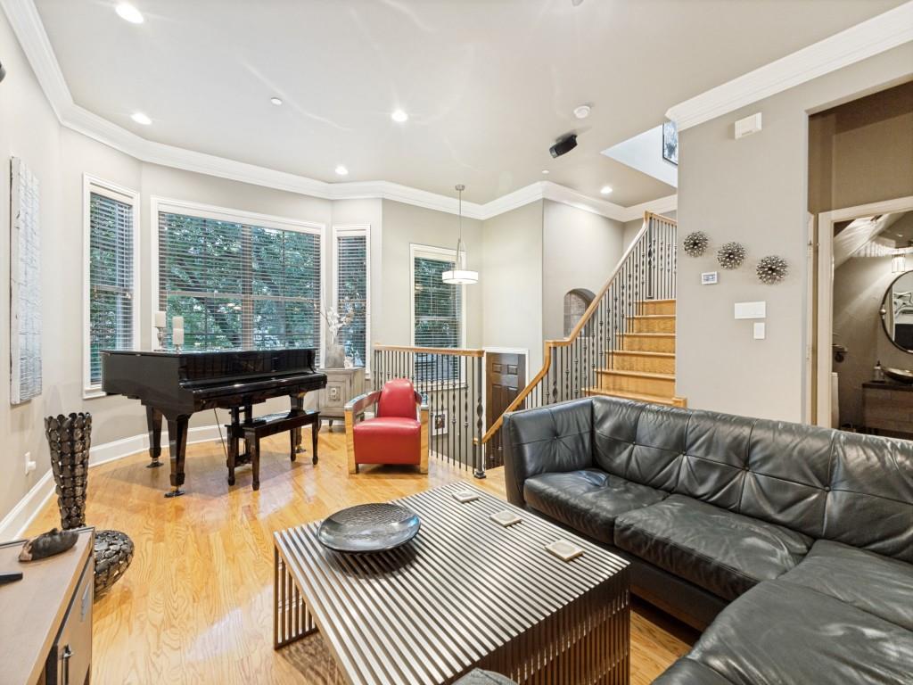 Georgetown Court Twnhm Condo - Residential
