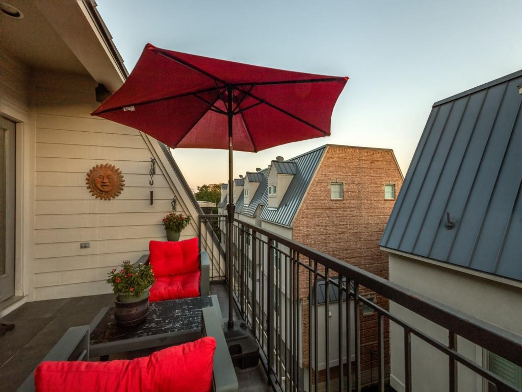 Georgetown Court Twnhm Condo - Residential