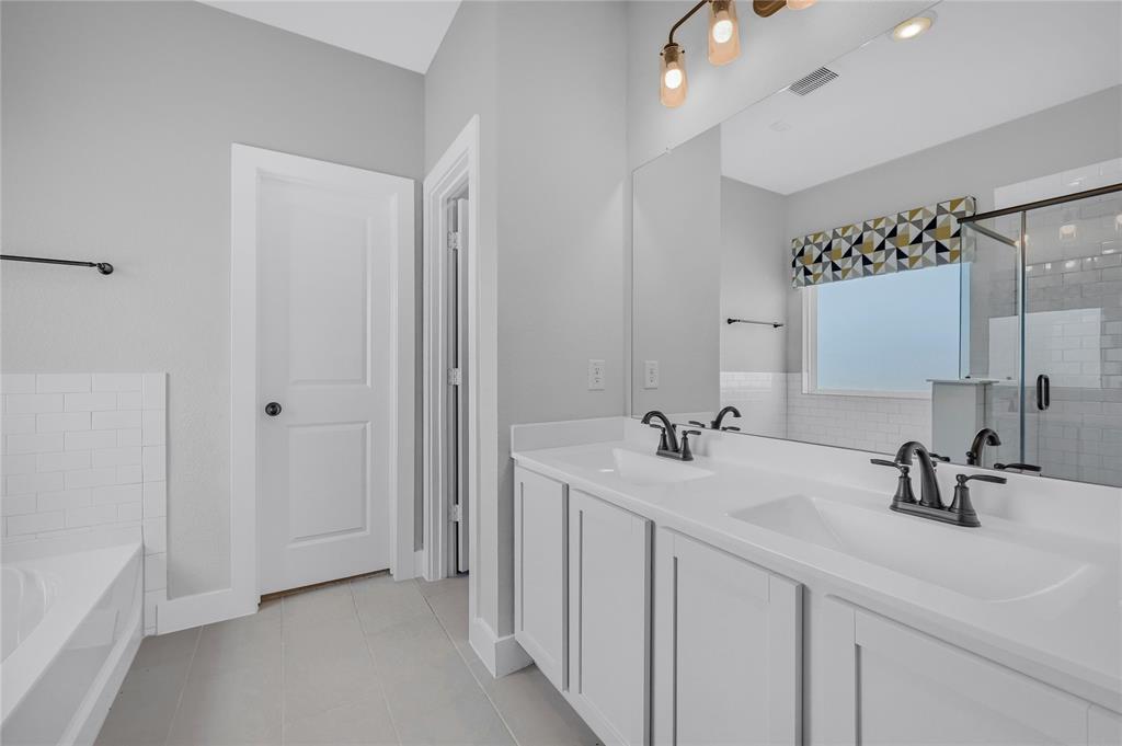 G-8047 - Residential Lease