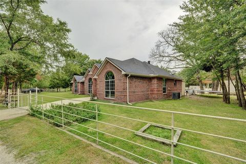 A home in Quinlan