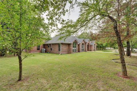 A home in Quinlan