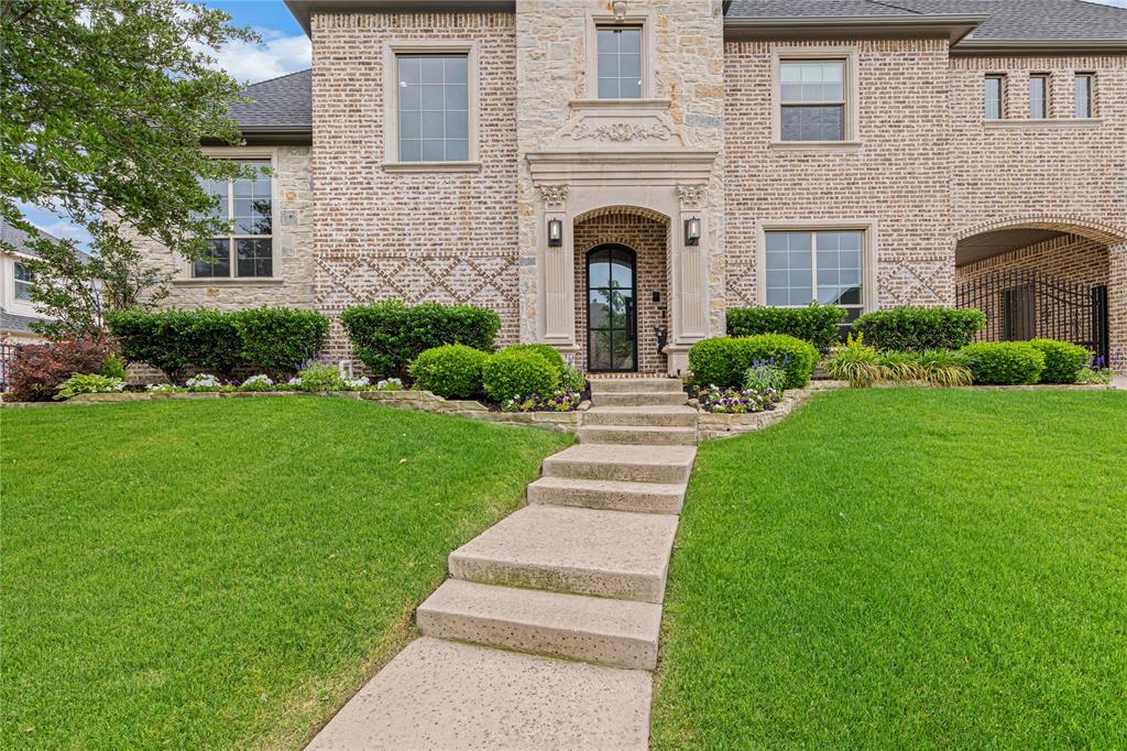 960 Packsaddle Trail