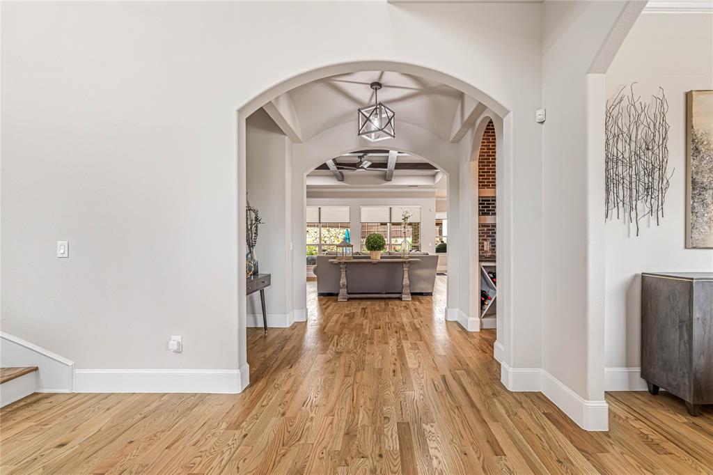 960 Packsaddle Trail