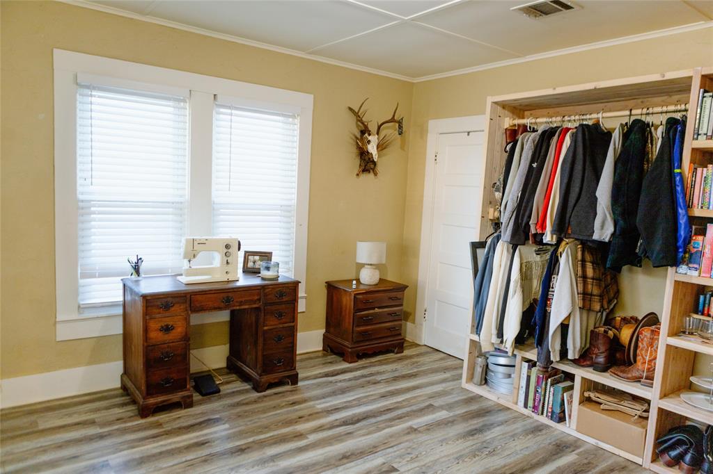 Lebosquet J R - Residential