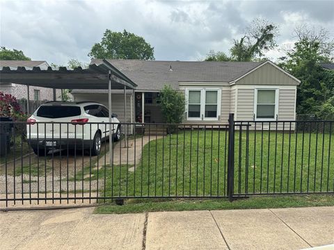 918 N Barnett Avenue Dallas TX 75211